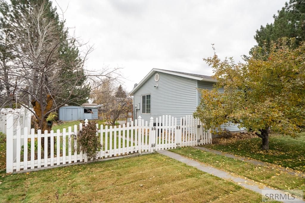 Image 6 of property listing at 1795 Olympia Drive, Idaho Falls, ID 83402