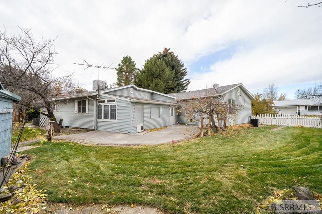 Image 7 of property listing at 1795 Olympia Drive, Idaho Falls, ID 83402