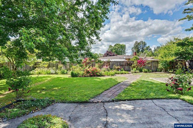 631 NE Sherwood Wy, Corvallis, OR 97330