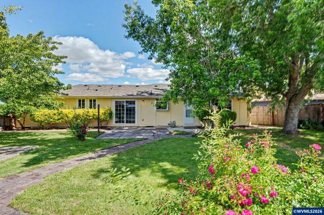 631 NE Sherwood Wy, Corvallis, OR 97330