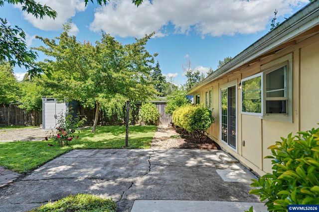 631 NE Sherwood Wy, Corvallis, OR 97330