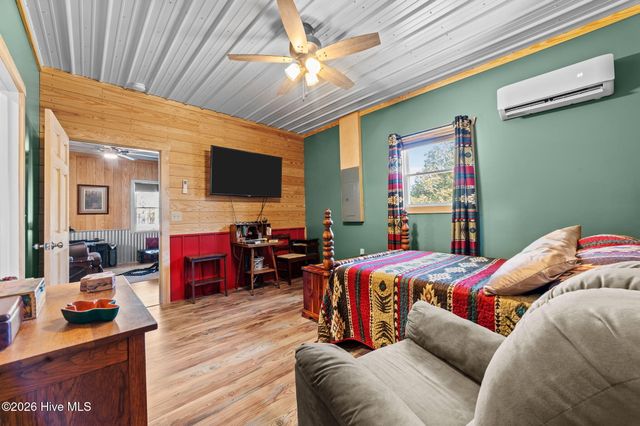 4176 Jolly Road, Ayden, NC 28513