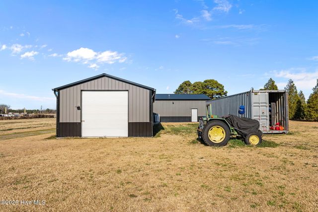 4176 Jolly Road, Ayden, NC 28513