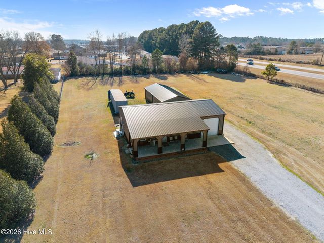 4176 Jolly Road, Ayden, NC 28513