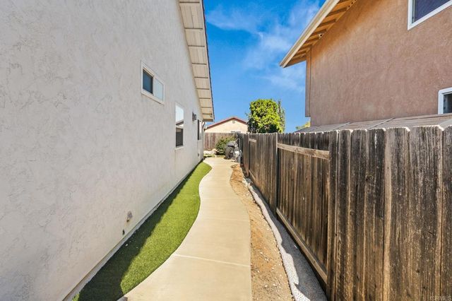 10770 Via Anna, Spring Valley, CA 91978
