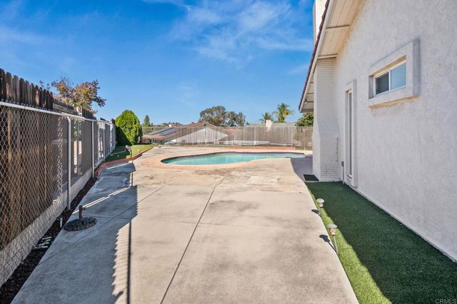 10770 Via Anna, Spring Valley, CA 91978