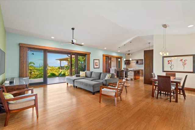 10 Leleaka Pl, Haiku, HI 96708