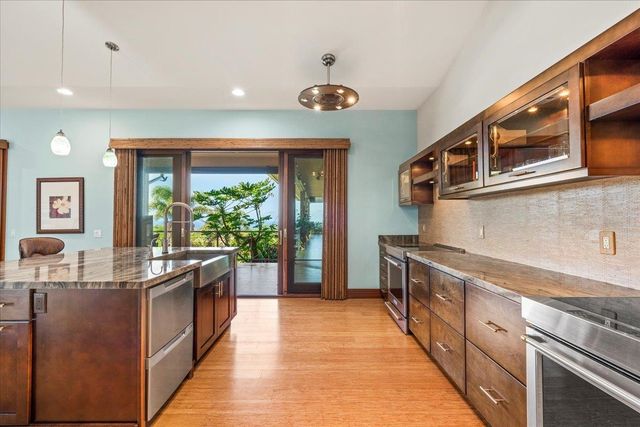 10 Leleaka Pl, Haiku, HI 96708