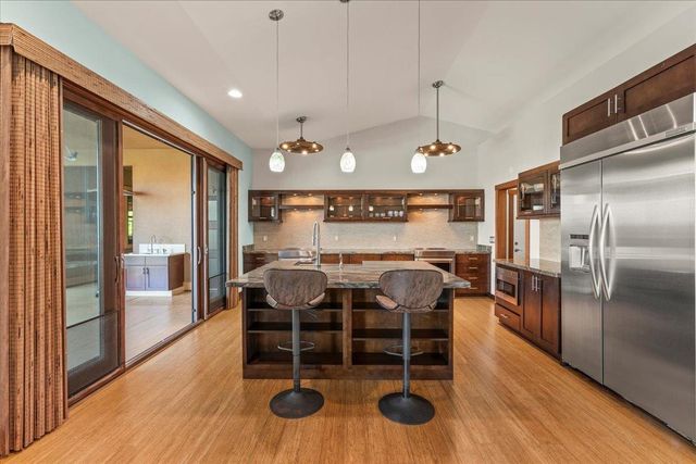 10 Leleaka Pl, Haiku, HI 96708