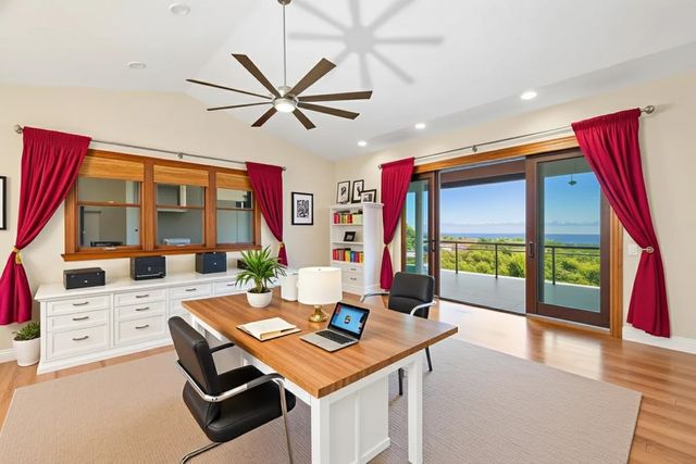 10 Leleaka Pl, Haiku, HI 96708