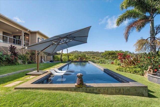 10 Leleaka Pl, Haiku, HI 96708