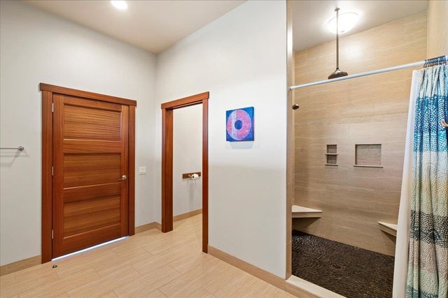 10 Leleaka Pl, Haiku, HI 96708