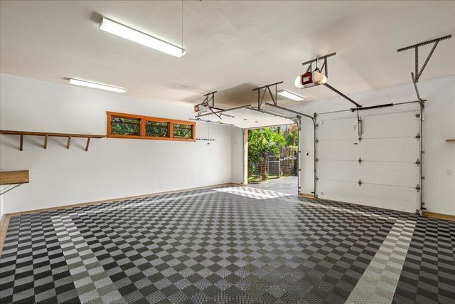 10 Leleaka Pl, Haiku, HI 96708