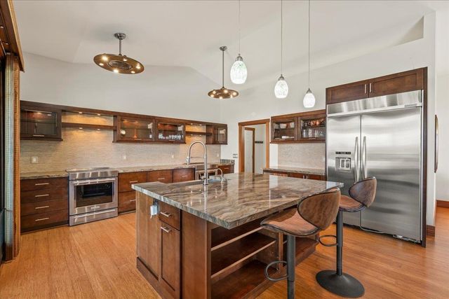 10 Leleaka Pl, Haiku, HI 96708