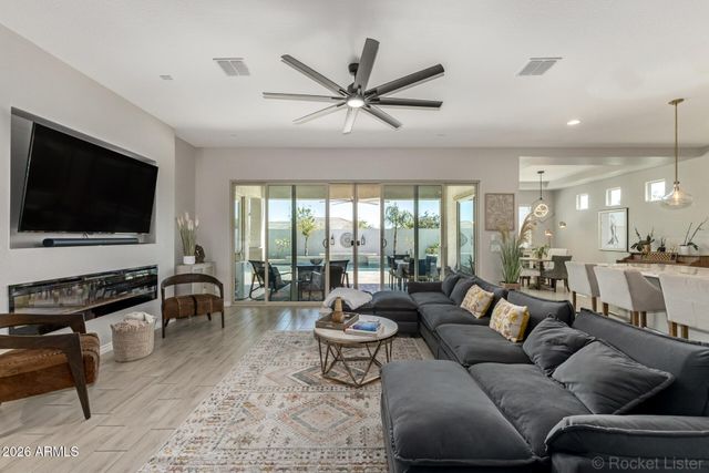 34967 N TRES ALAMOS Road, San Tan Valley, AZ 85144