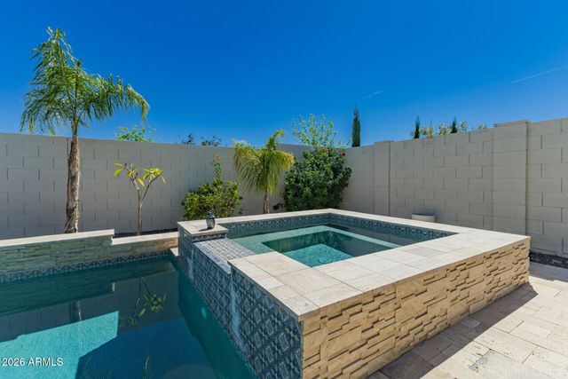 34967 N TRES ALAMOS Road, San Tan Valley, AZ 85144