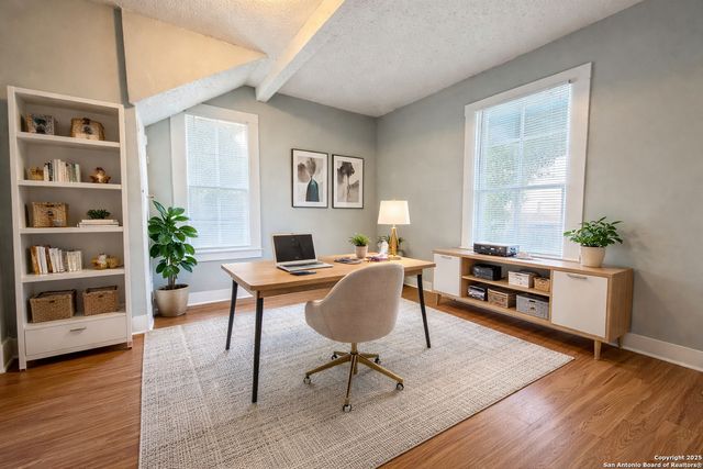 816 Hays St, San Antonio, TX 78202