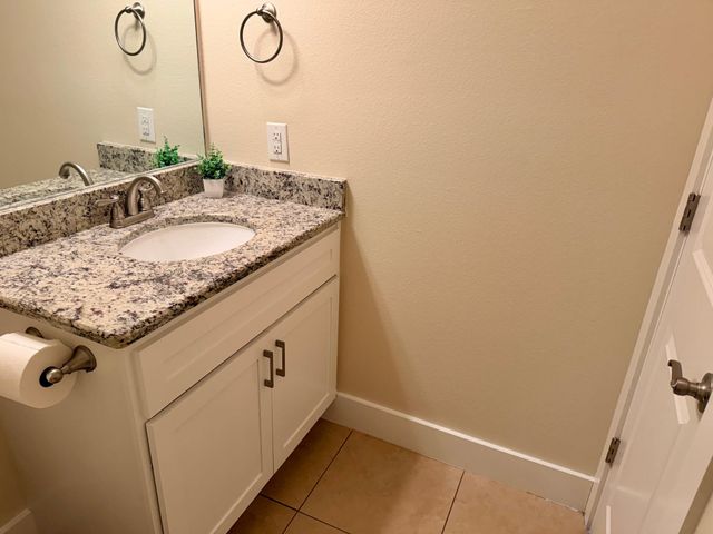 210 Belleville Drive, Lewisville, TX 75057