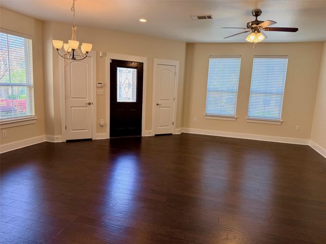 210 Belleville Drive, Lewisville, TX 75057