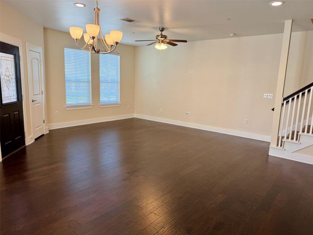 210 Belleville Drive, Lewisville, TX 75057