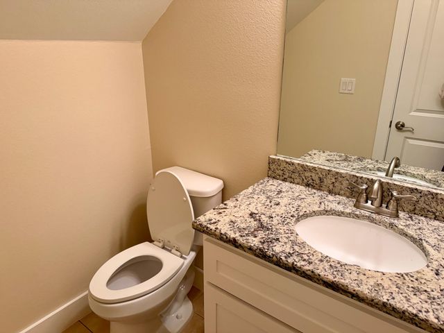 210 Belleville Drive, Lewisville, TX 75057