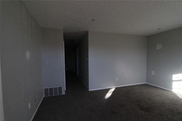 6905 SW Forest Avenue, Lawton, OK 73505