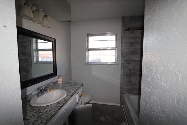 6905 SW Forest Avenue, Lawton, OK 73505