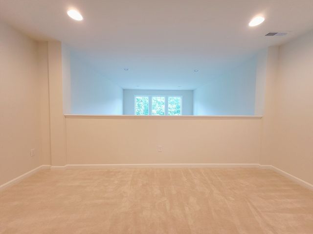13 Walnut Way 13, Hopkinton, MA 01748