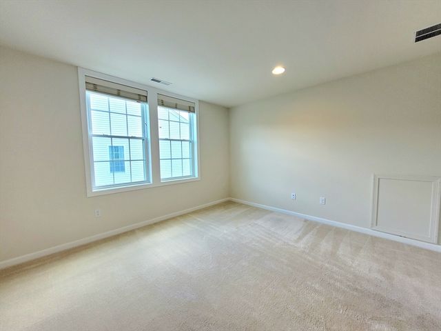 13 Walnut Way 13, Hopkinton, MA 01748
