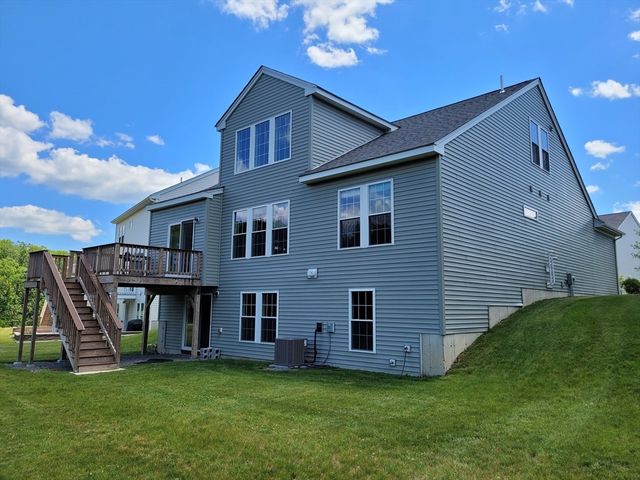 13 Walnut Way 13, Hopkinton, MA 01748