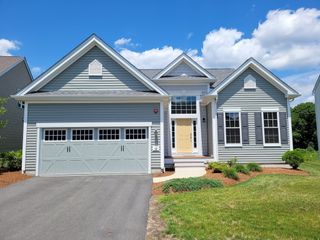 13 Walnut Way 13, Hopkinton, MA 01748