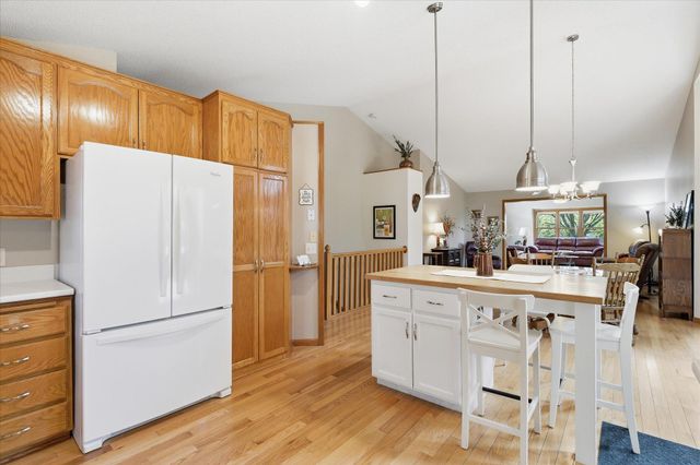 3110 Bluebell Avenue N, Brooklyn Park, MN 55443