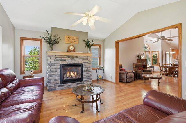 3110 Bluebell Avenue N, Brooklyn Park, MN 55443