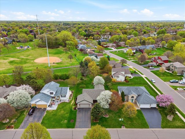 3110 Bluebell Avenue N, Brooklyn Park, MN 55443