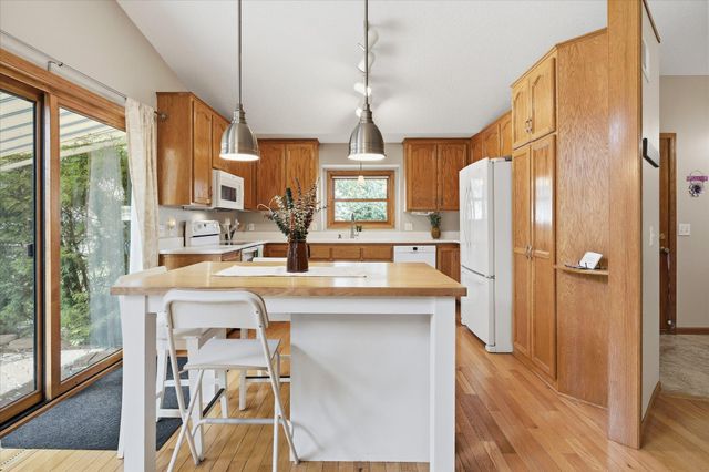 3110 Bluebell Avenue N, Brooklyn Park, MN 55443