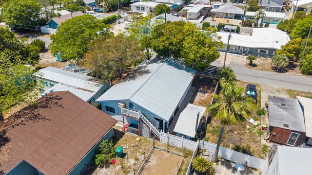 216 Carol Place, Panama City Beach, FL 32413