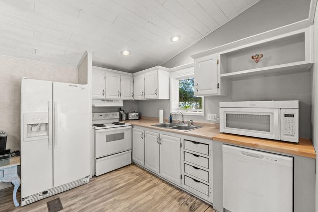 216 Carol Place, Panama City Beach, FL 32413
