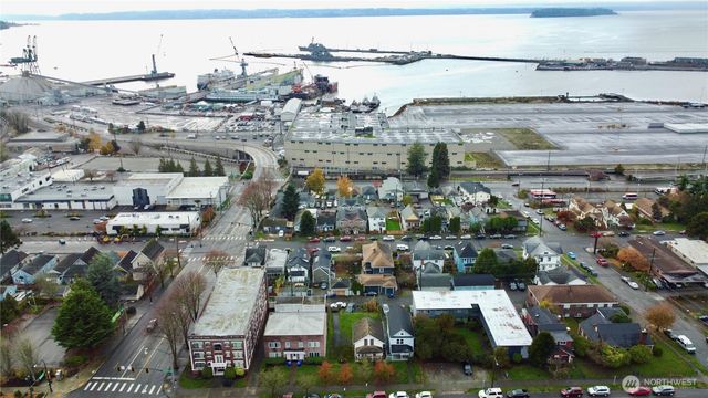 2620 Rucker Avenue, Everett, WA 98201