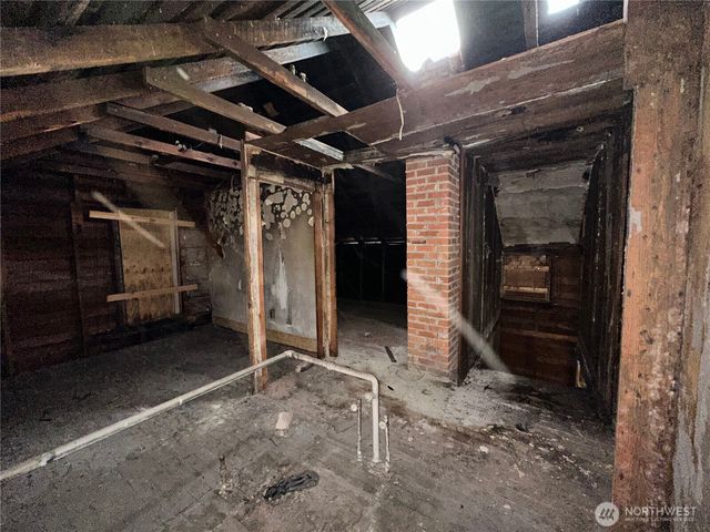 2620 Rucker Avenue, Everett, WA 98201