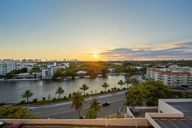 2555 Collins Ave 1106, Miami Beach, FL 33140