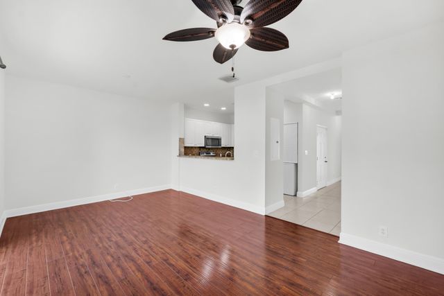 2581 Riverside Drive, Coral Springs, FL 33065