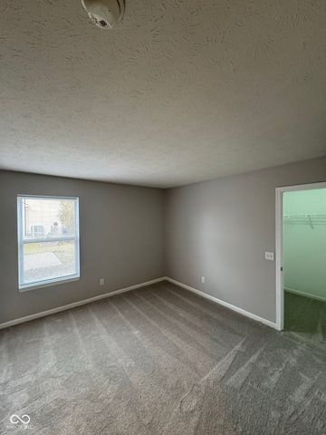 5763 W Deerview Bend, Mccordsville, IN 46055