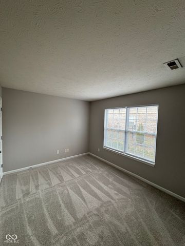 5763 W Deerview Bend, Mccordsville, IN 46055