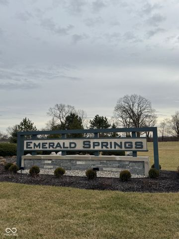 5763 W Deerview Bend, Mccordsville, IN 46055