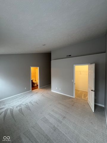 5763 W Deerview Bend, Mccordsville, IN 46055