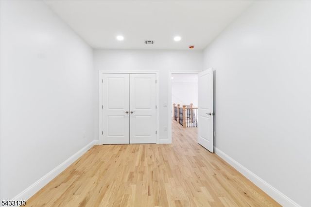 28 King George Rd, Warren Twp., NJ 07059