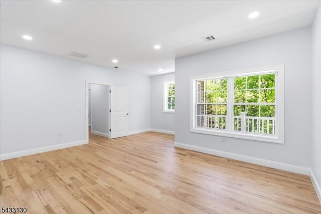 28 King George Rd, Warren Twp., NJ 07059
