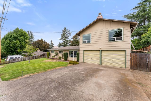 1058 Linda Avenue, Ashland, OR 97520