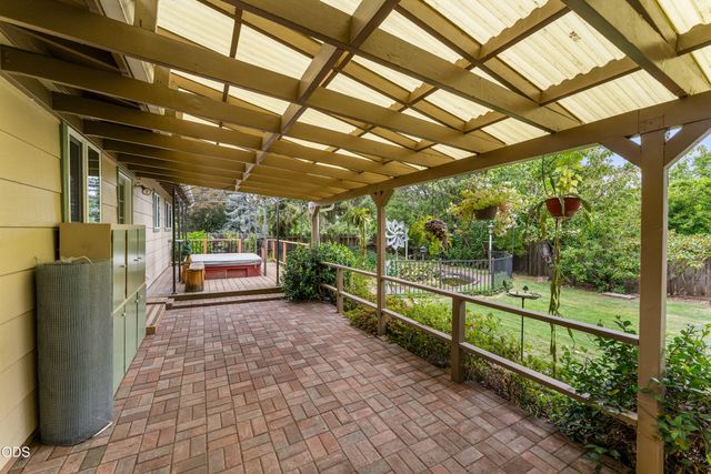 1058 Linda Avenue, Ashland, OR 97520