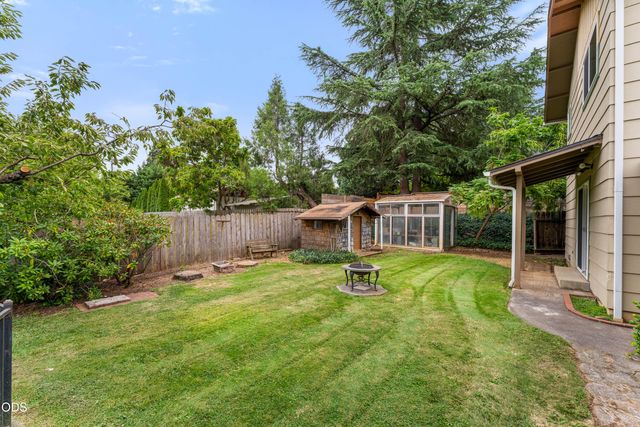 1058 Linda Avenue, Ashland, OR 97520